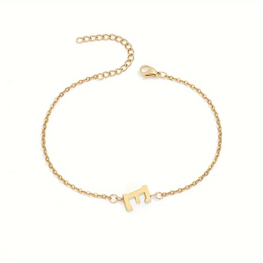 Letter Armband Claudia
