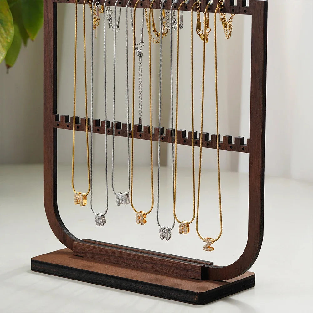 Bubbel letter ketting met steentjes