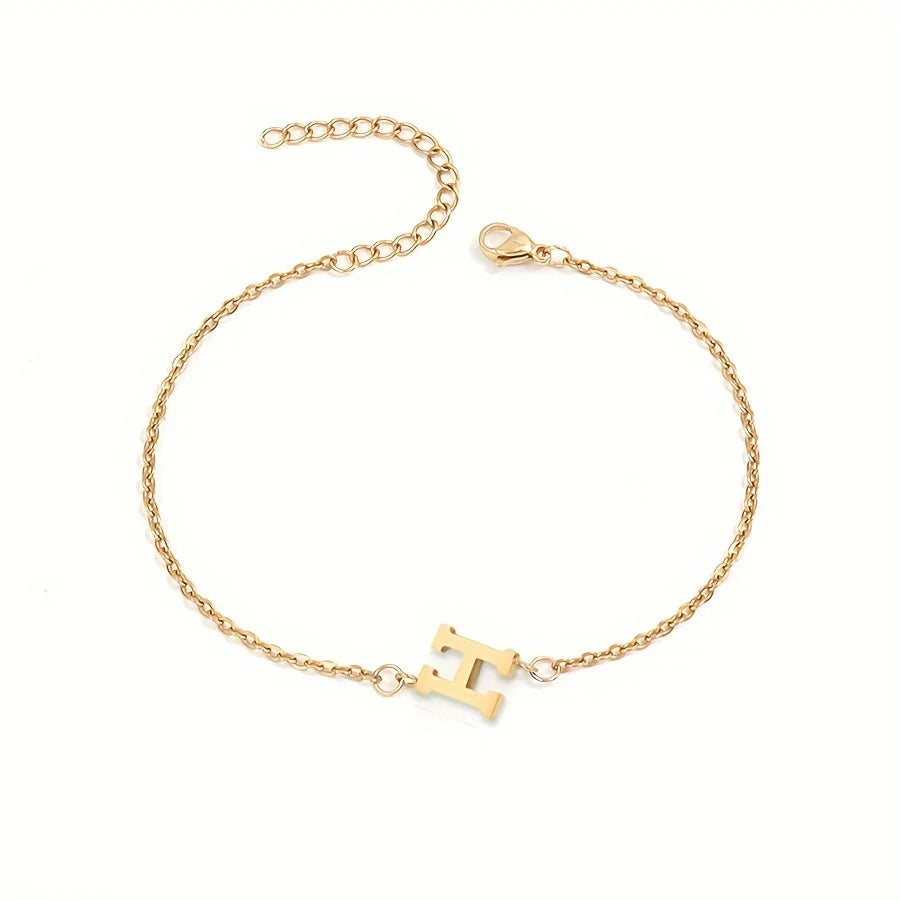 Letter Armband Claudia
