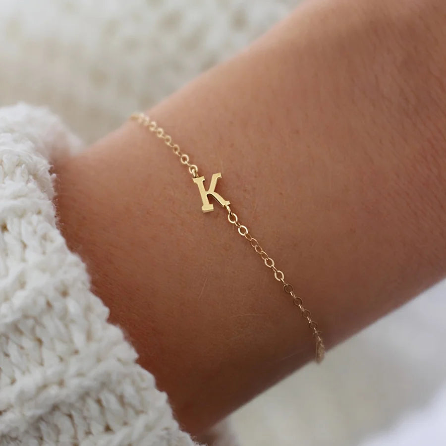 Letter Armband Claudia