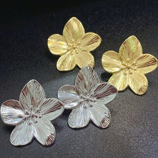 Bloem oorbel Lucia